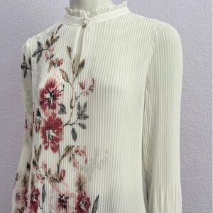 WHBM pleated floral blouse (12)